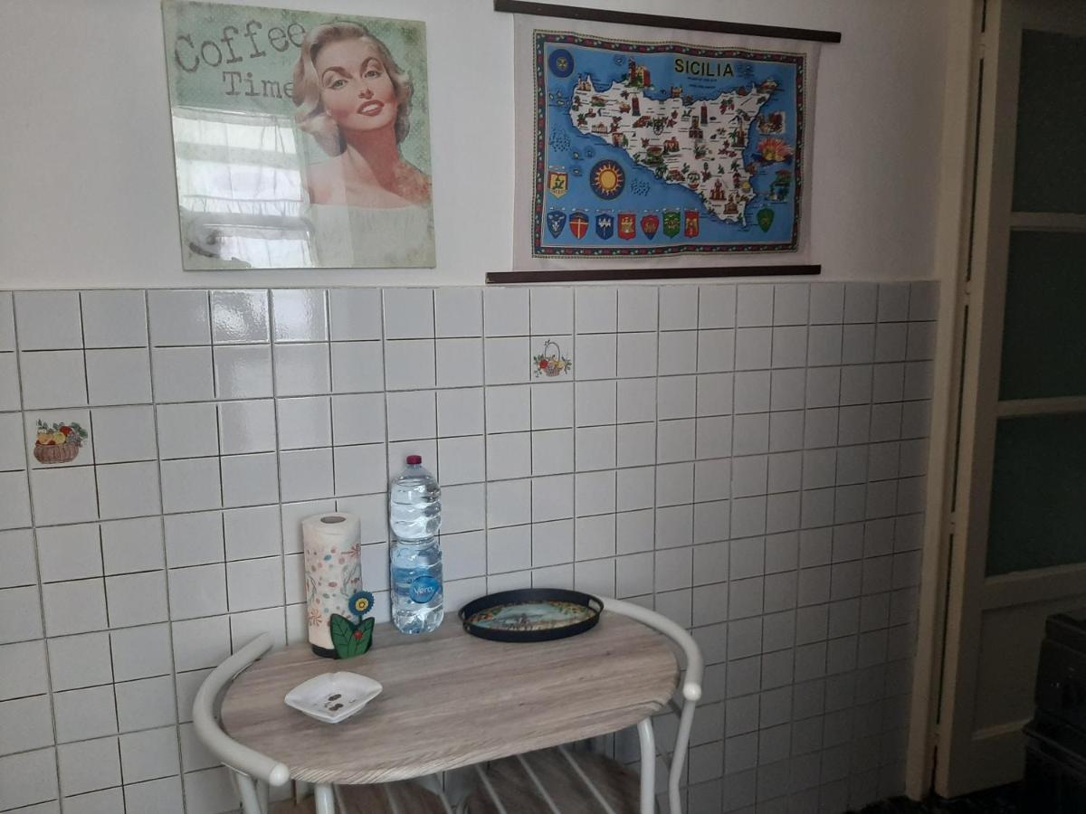 La Salette Apartment Catania Bagian luar foto